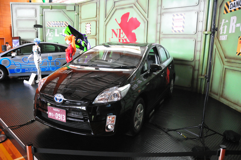 Illustration for article titled Toyota Continues to Chase Nerds (Now With Less Awkwardness)